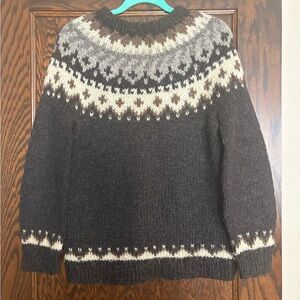 Hand Knit Icelandic Wool Fair Isle Sweater | Nordic Chunky Knit | Small–Medium